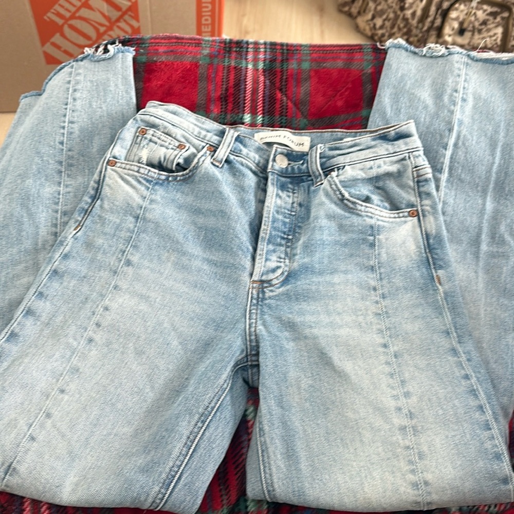 ARITZIA JEAN SIZE 25 DENIM FORUM